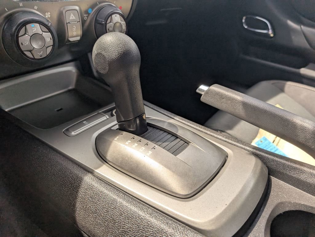 Used 2011 Chevrolet Camaro LT image 17