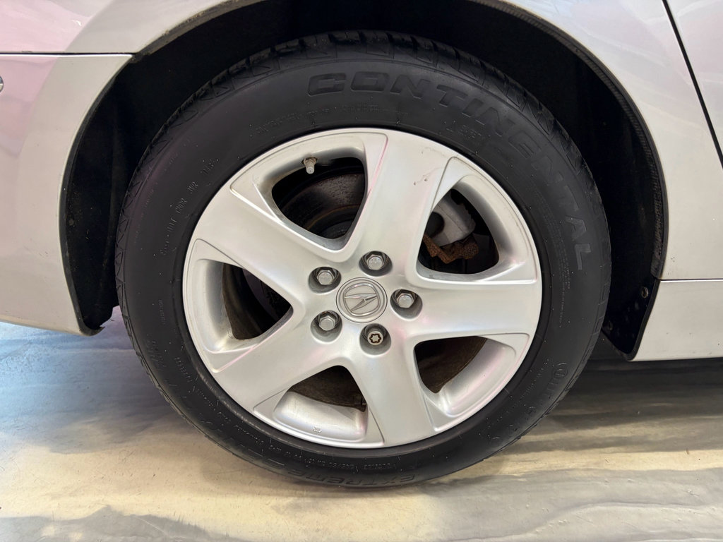 Used 2007 Acura RL w/ Technology Package AWD/4WD image 28