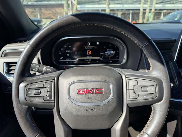Used 2022 GMC Yukon XL AT4 image 31