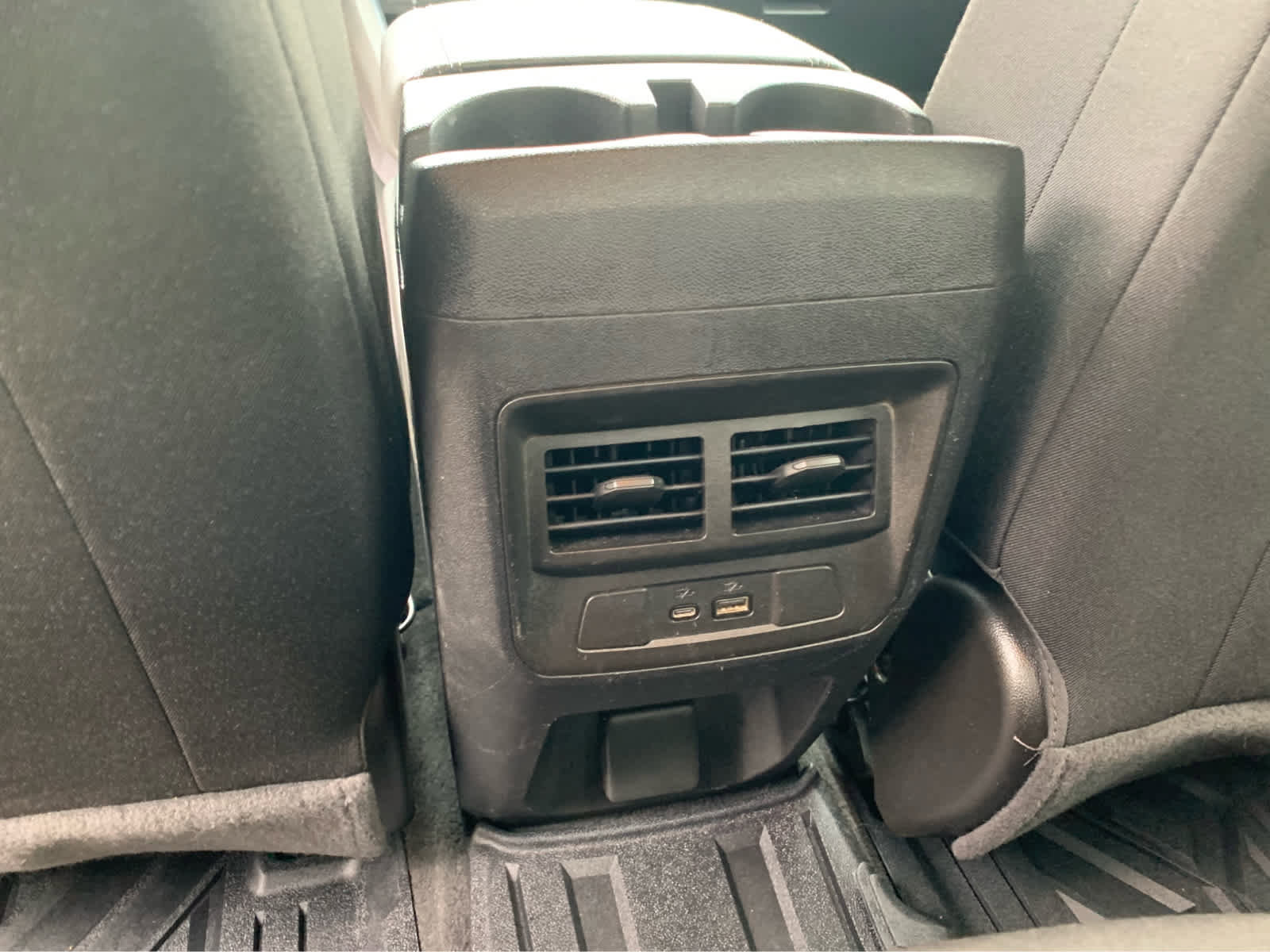 Used 2024 GMC Canyon Elevation w/ Convenience Package image 24