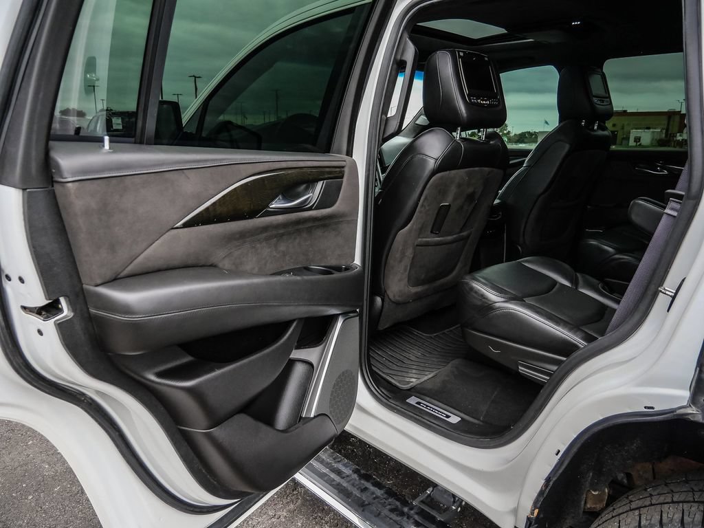 Used 2017 Cadillac Escalade Platinum AWD/4WD image 50