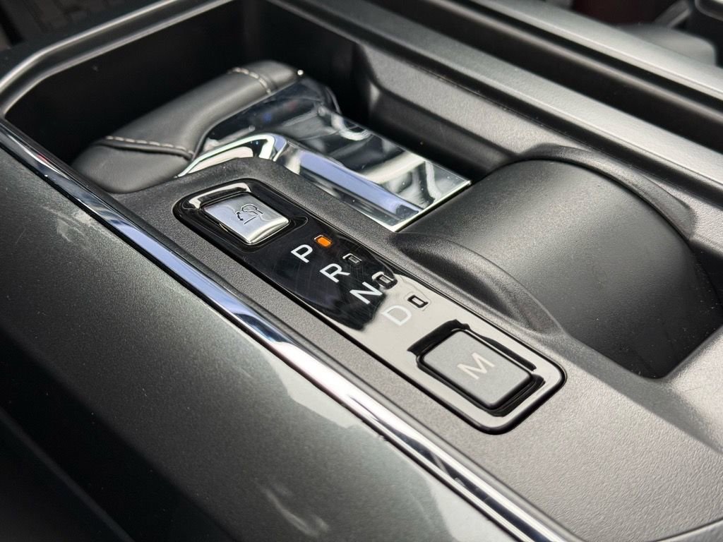 Used 2023 Ford F150 Lariat w/ Equipment Group 502A High image 34