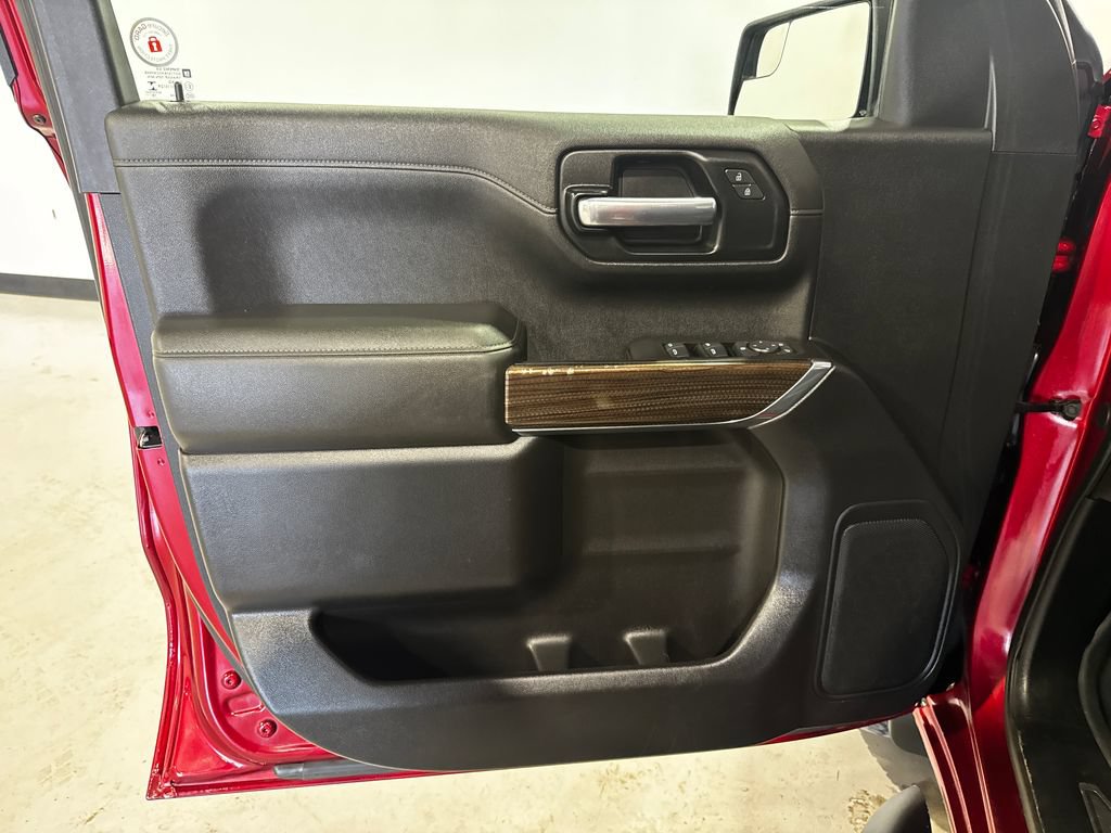 Used 2020 Chevrolet Silverado 1500 LT Trail Boss w/ Convenience Package AWD/4WD image 17