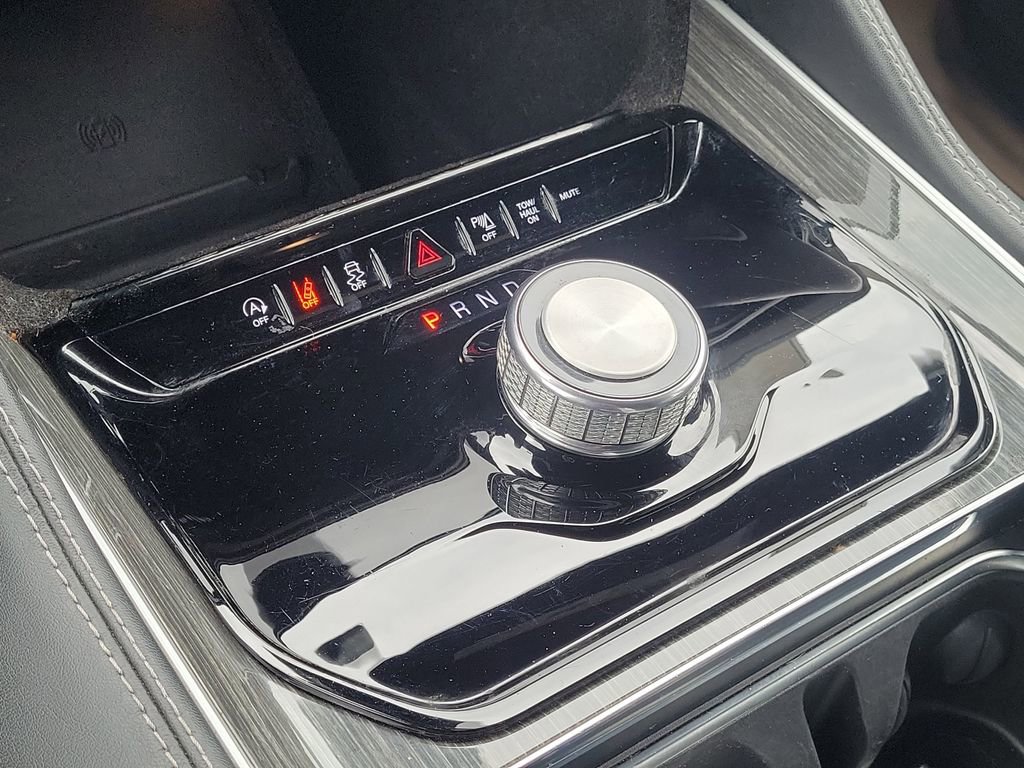 Used 2022 Jeep Wagoneer Series II RWD image 31