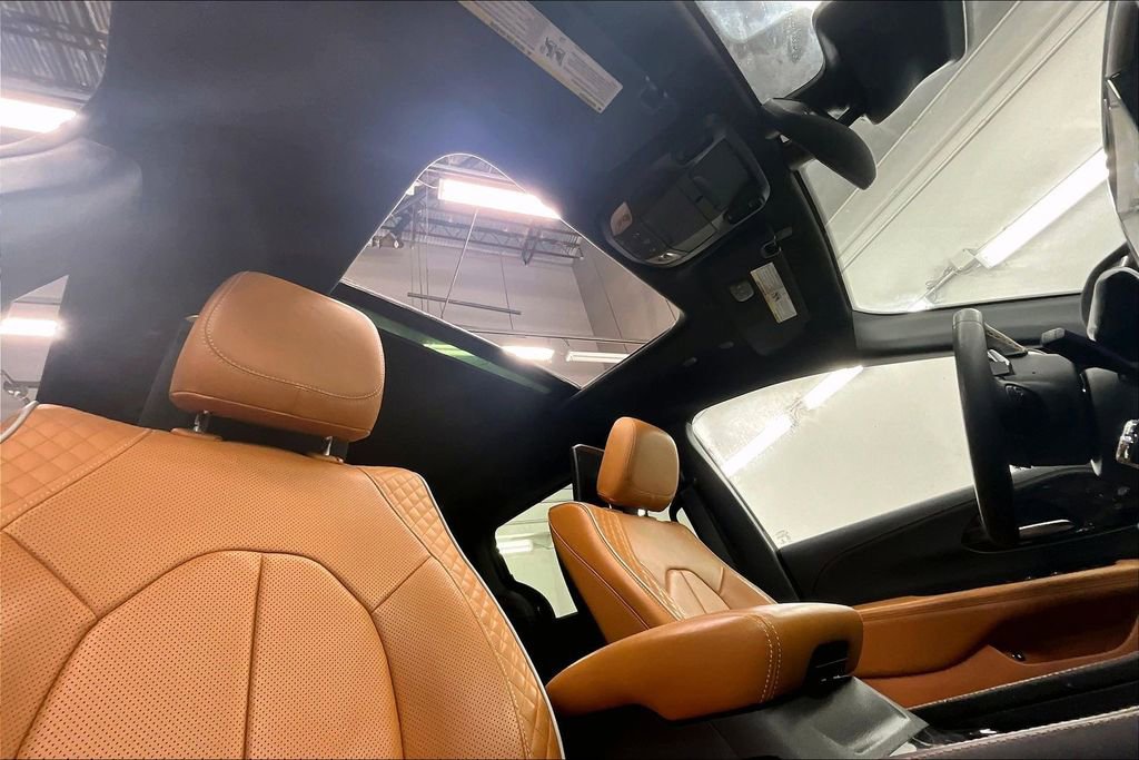 Used 2022 Chrysler Pacifica Pinnacle image 28