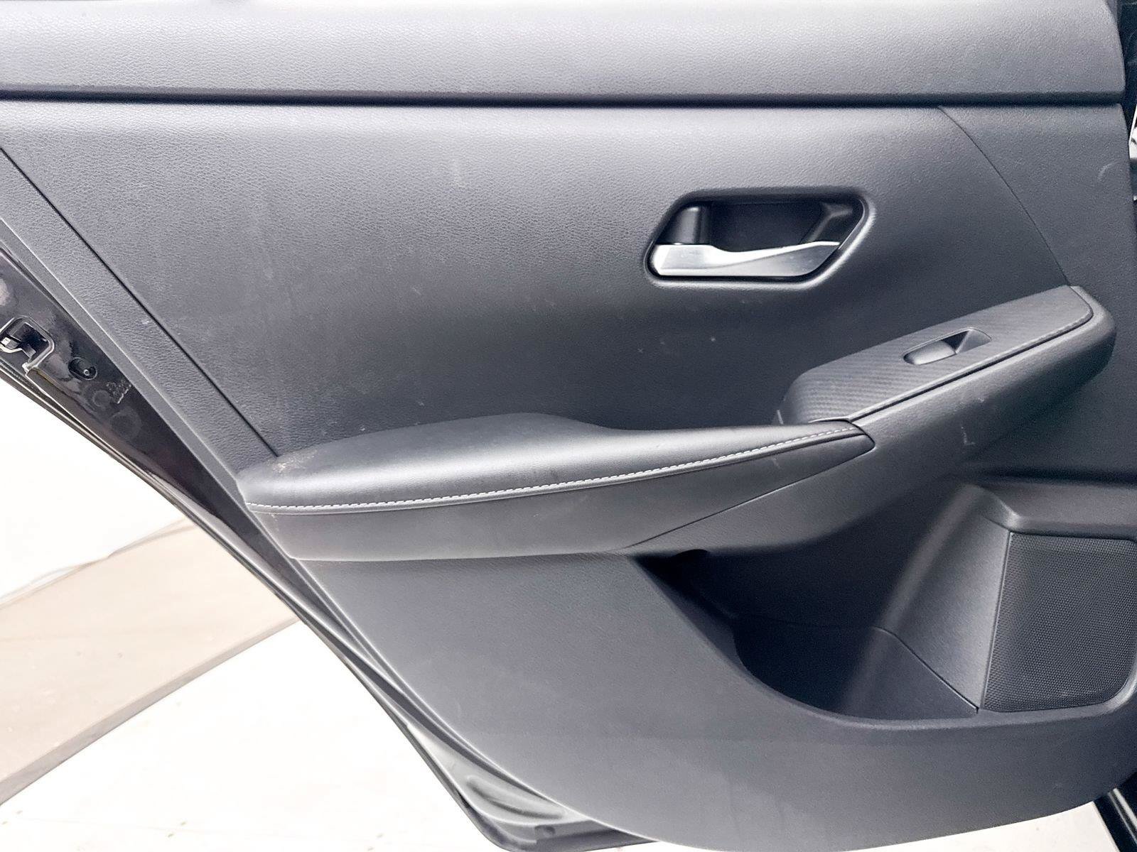 Used 2022 Nissan Sentra SV w/ Trunk Package FWD image 23