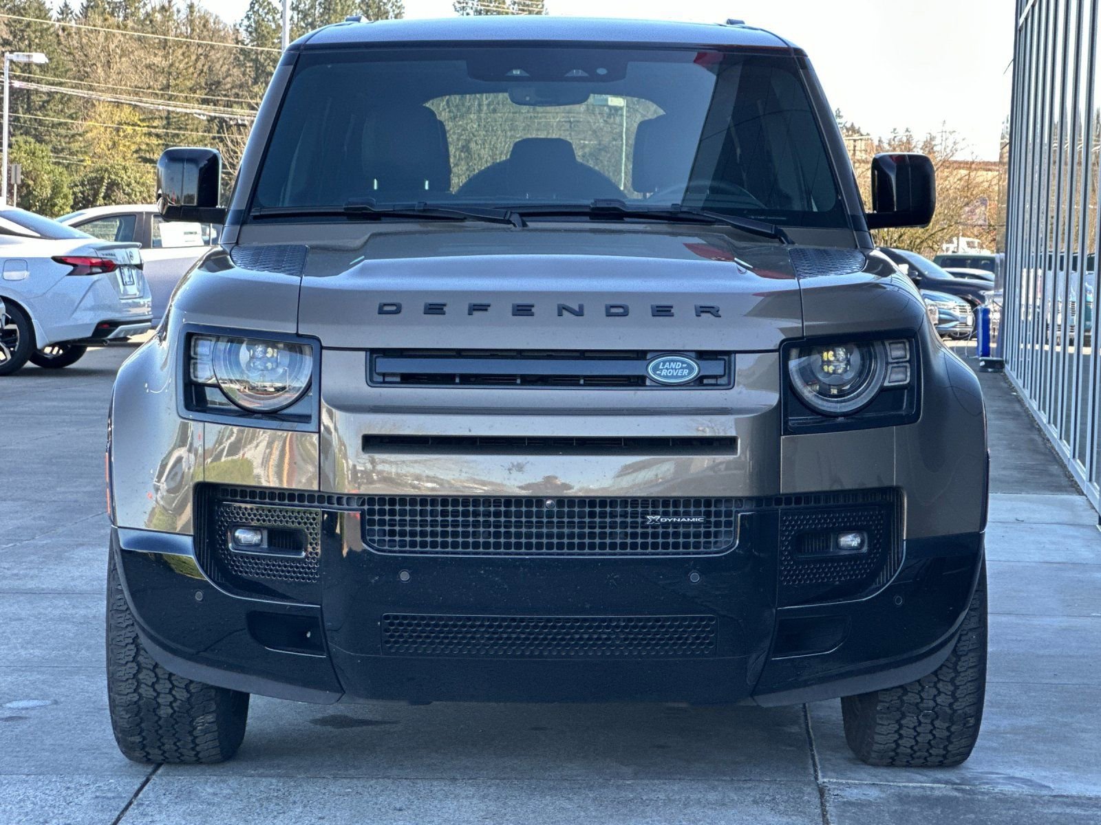 Used 2023 Land Rover Defender 110 X-Dynamic SE image 8