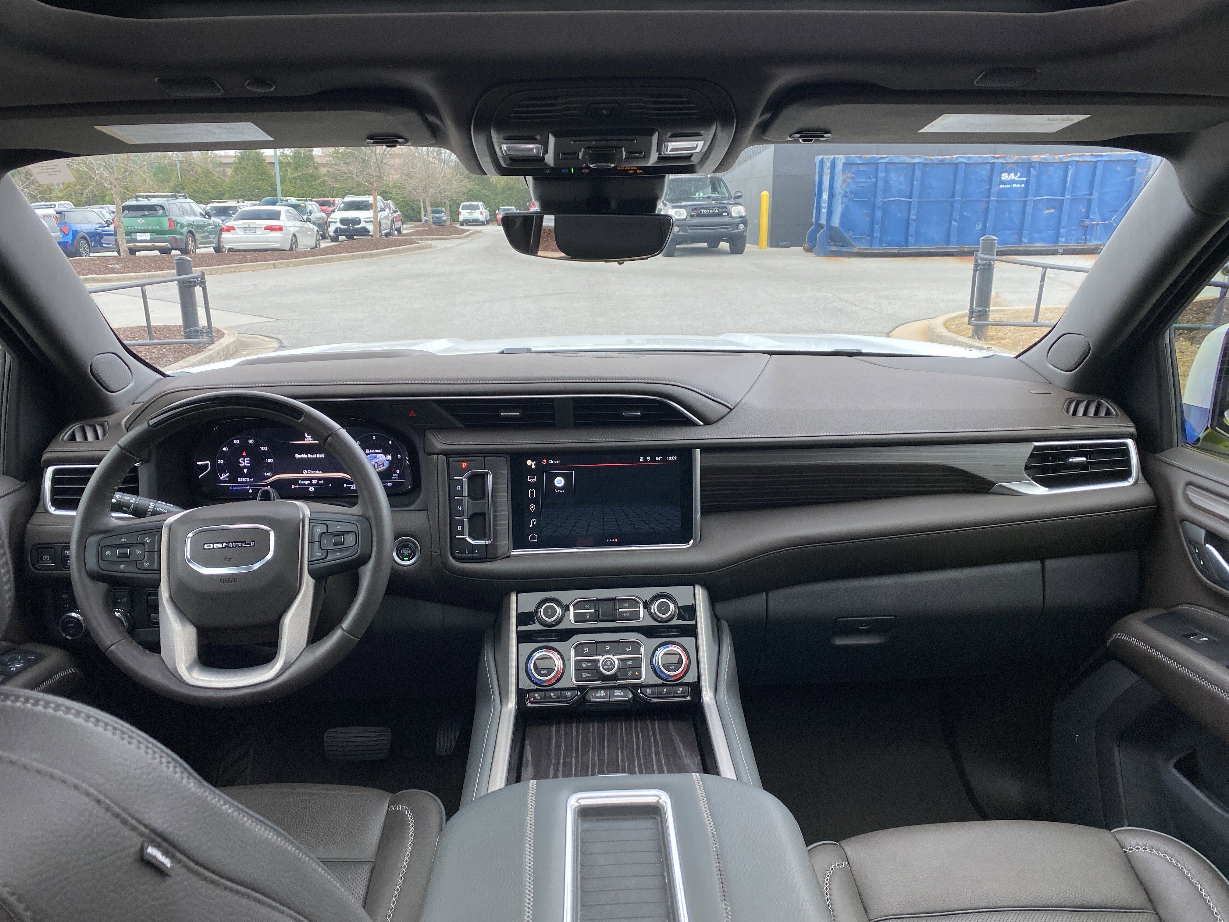 Used 2024 GMC Yukon Denali w/ Denali Reserve Package image 44