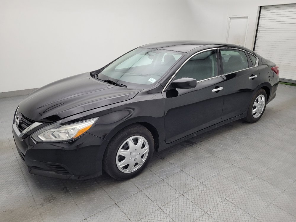 Used 2018 Nissan Altima 2.5 S w/ S Convenience Package FWD image 2