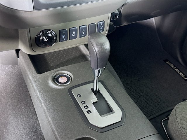 Used 2020 Nissan Frontier SV AWD/4WD image 14