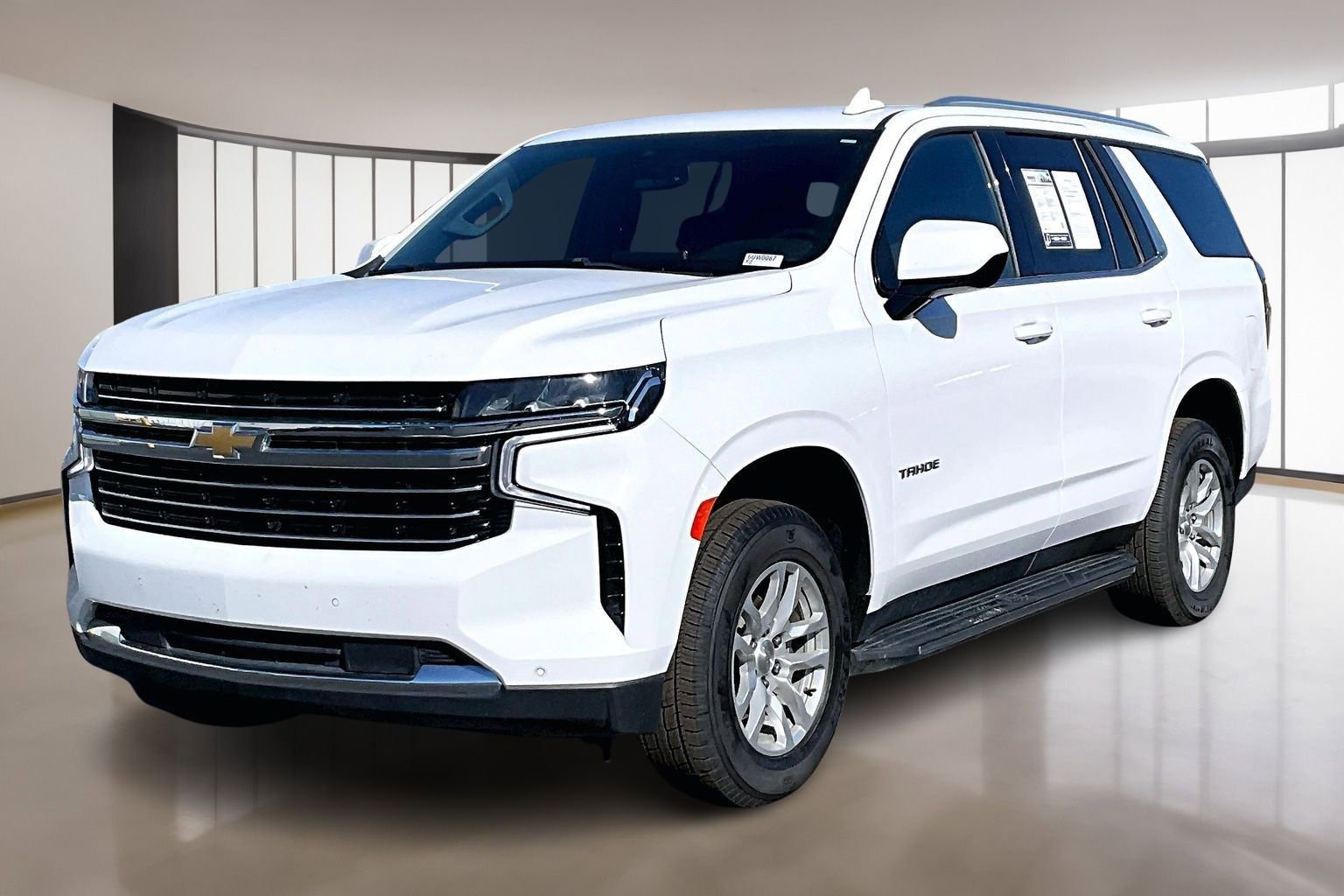 Used 2024 Chevrolet Tahoe LT image 3