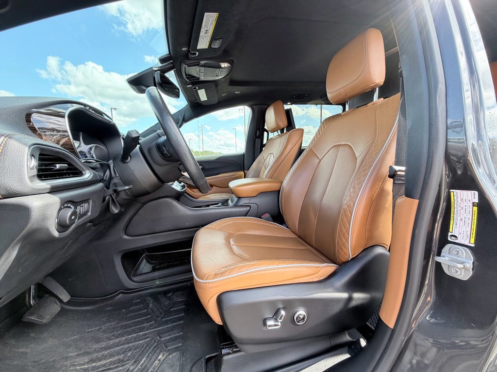 Used 2022 Chrysler Pacifica Pinnacle image 23