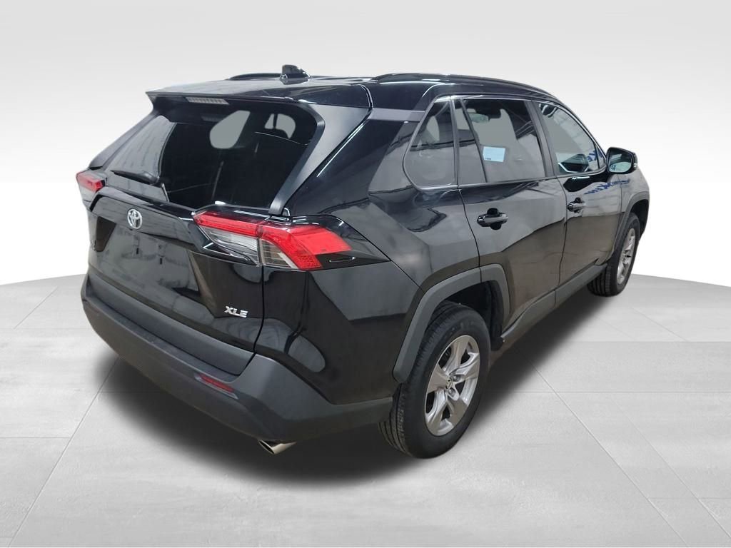 Used 2024 Toyota RAV4 XLE image 7