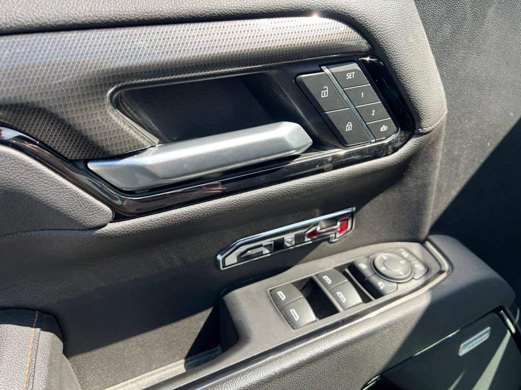 Used 2023 GMC Sierra 1500 AT4 w/ AT4 Premium Package AWD/4WD image 19