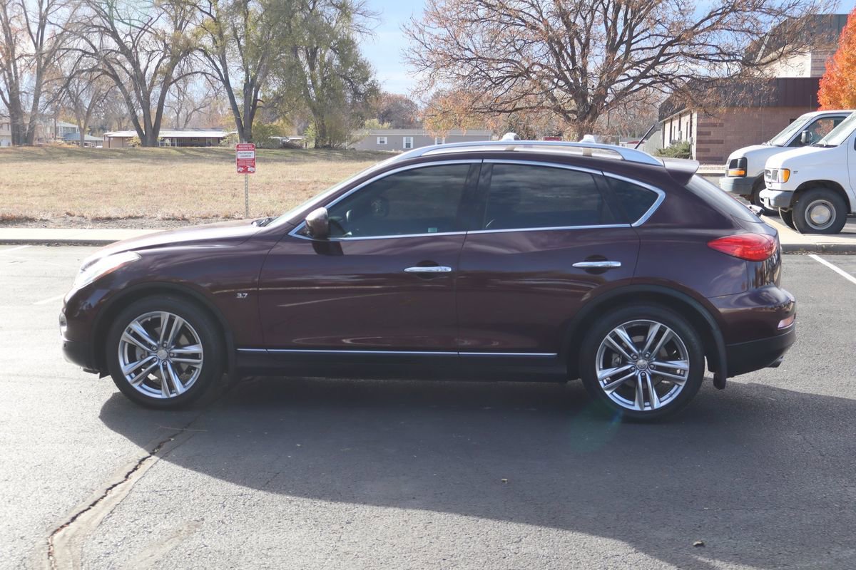 Used 2015 INFINITI QX50 Journey w/ Premium Package image 9