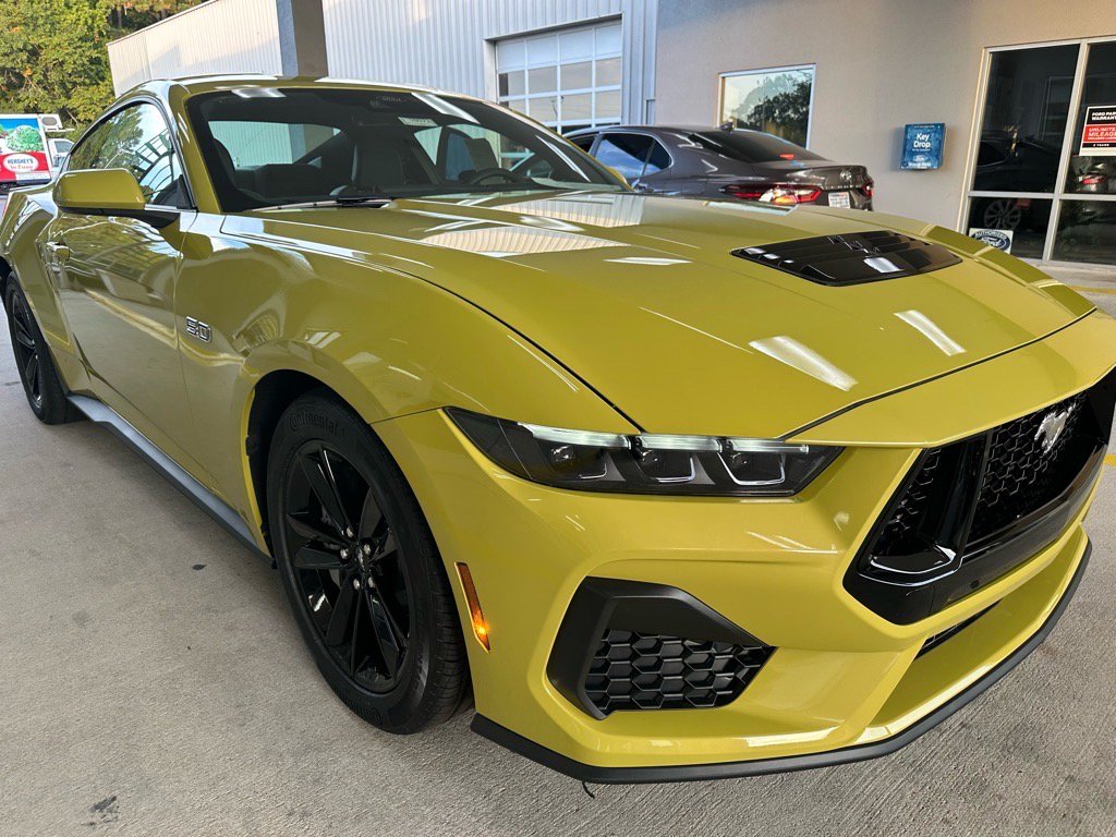 New 2025 Ford Mustang GT RWD image 9