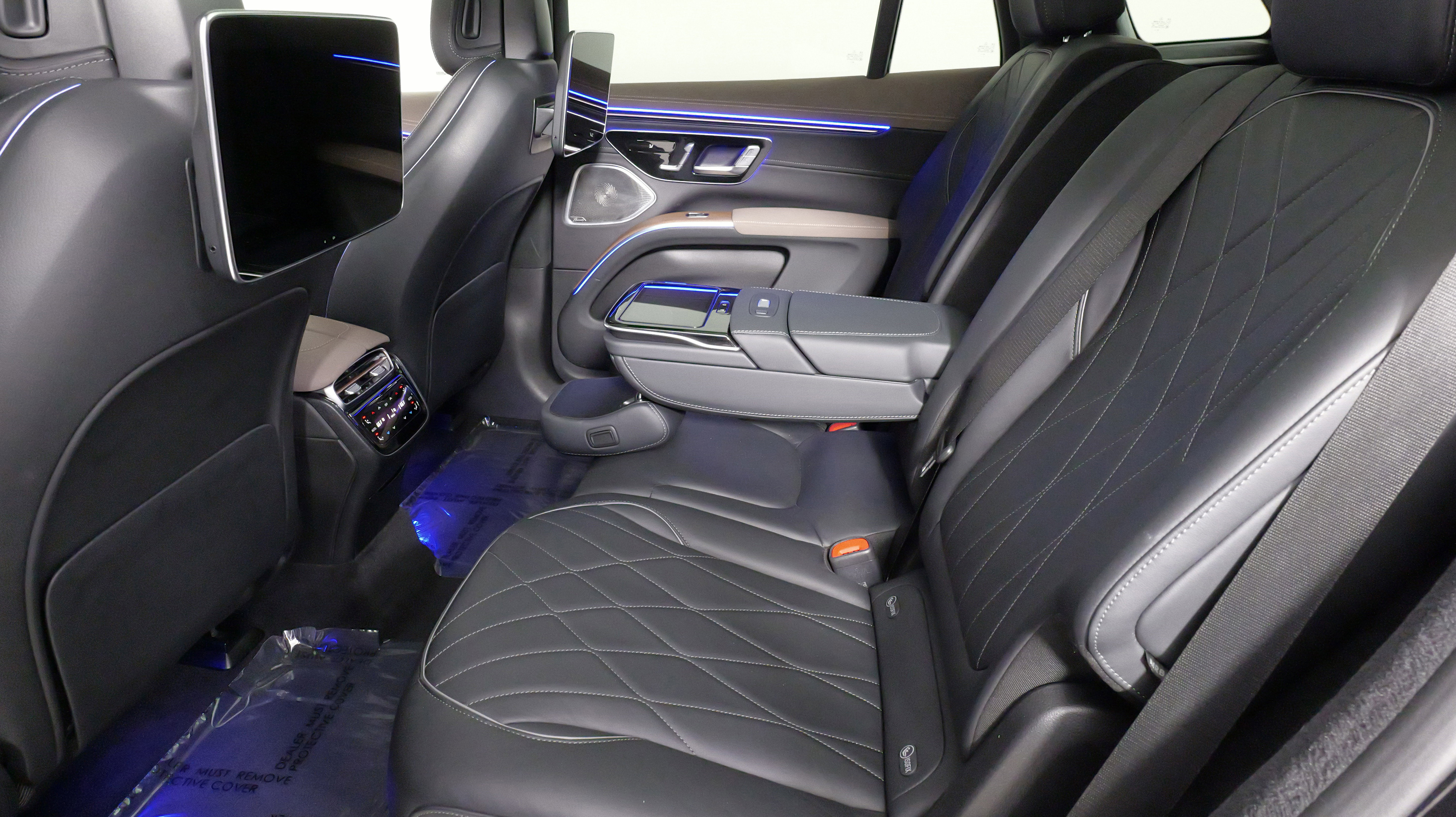 Used 2023 Mercedes-Benz EQS 580 4MATIC SUV image 39