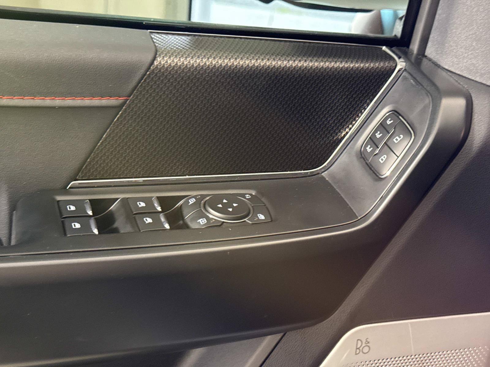 Used 2025 Ford F150 Raptor AWD/4WD image 16