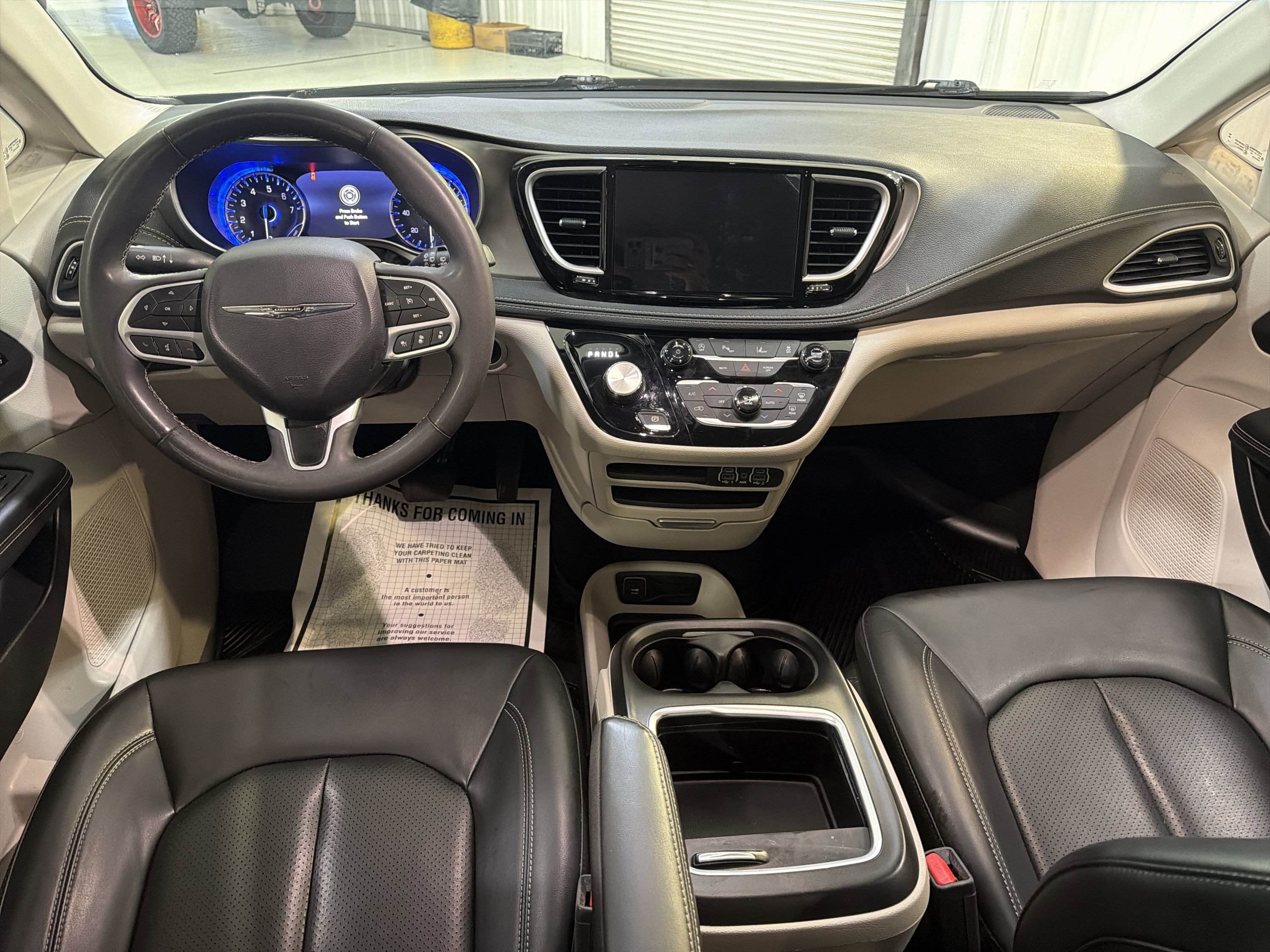 Used 2023 Chrysler Pacifica Touring-L w/ Road Tripper Package FWD image 22