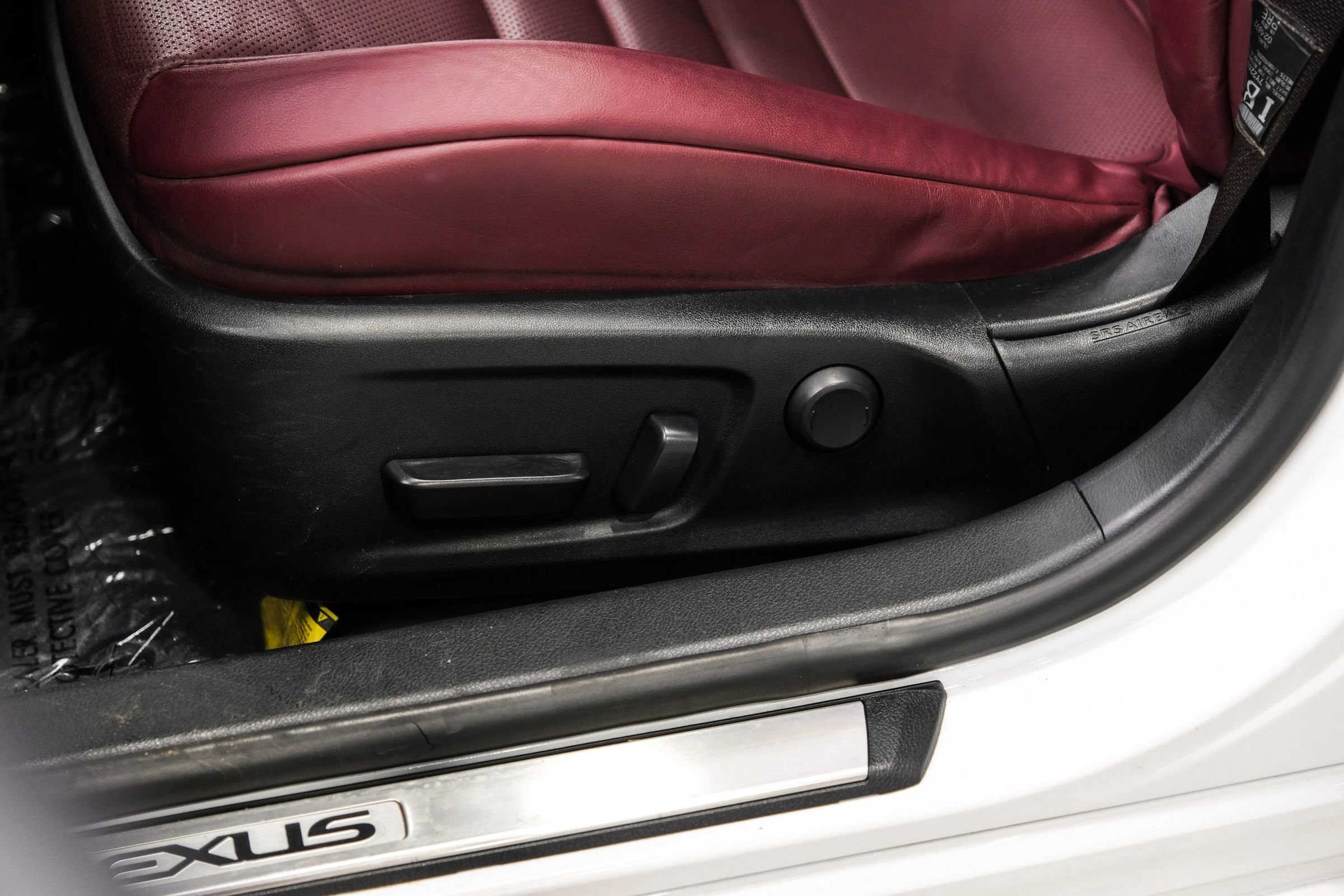 Used 2019 Lexus IS 300 RWD image 39