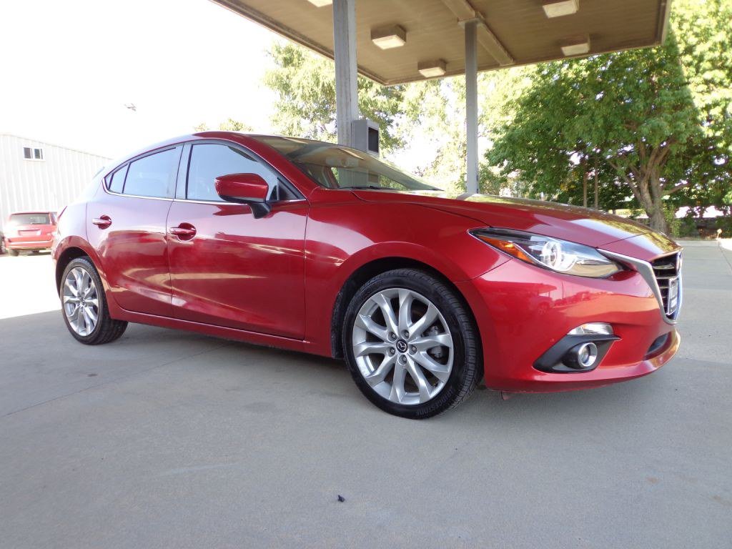 Used 2015 MAZDA MAZDA3 s Grand Touring FWD image 3