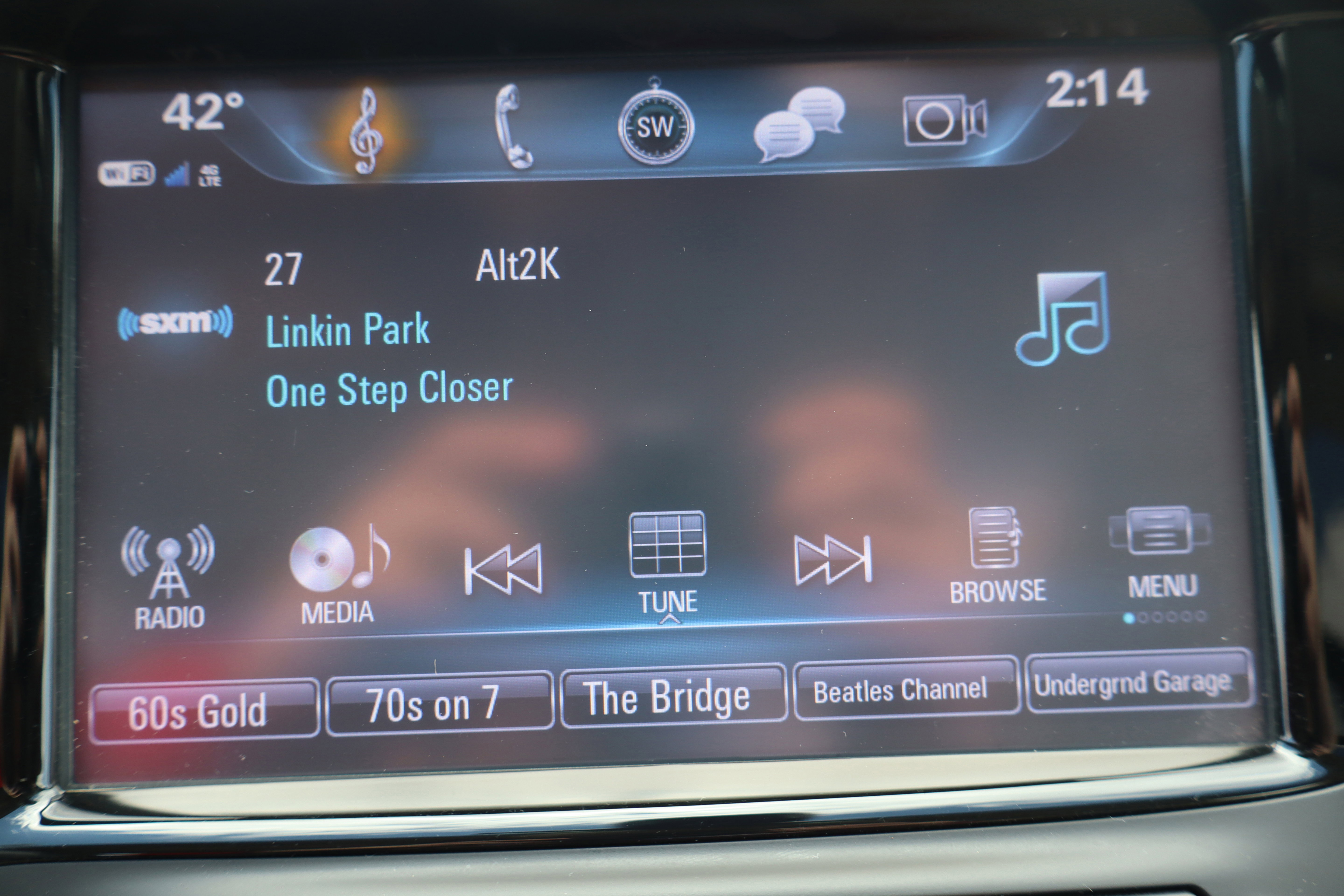 Used 2019 Buick Envision Premium w/ Driver Confidence Package image 16