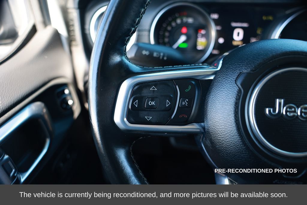 Used 2022 Jeep Wrangler Unlimited Sahara image 24