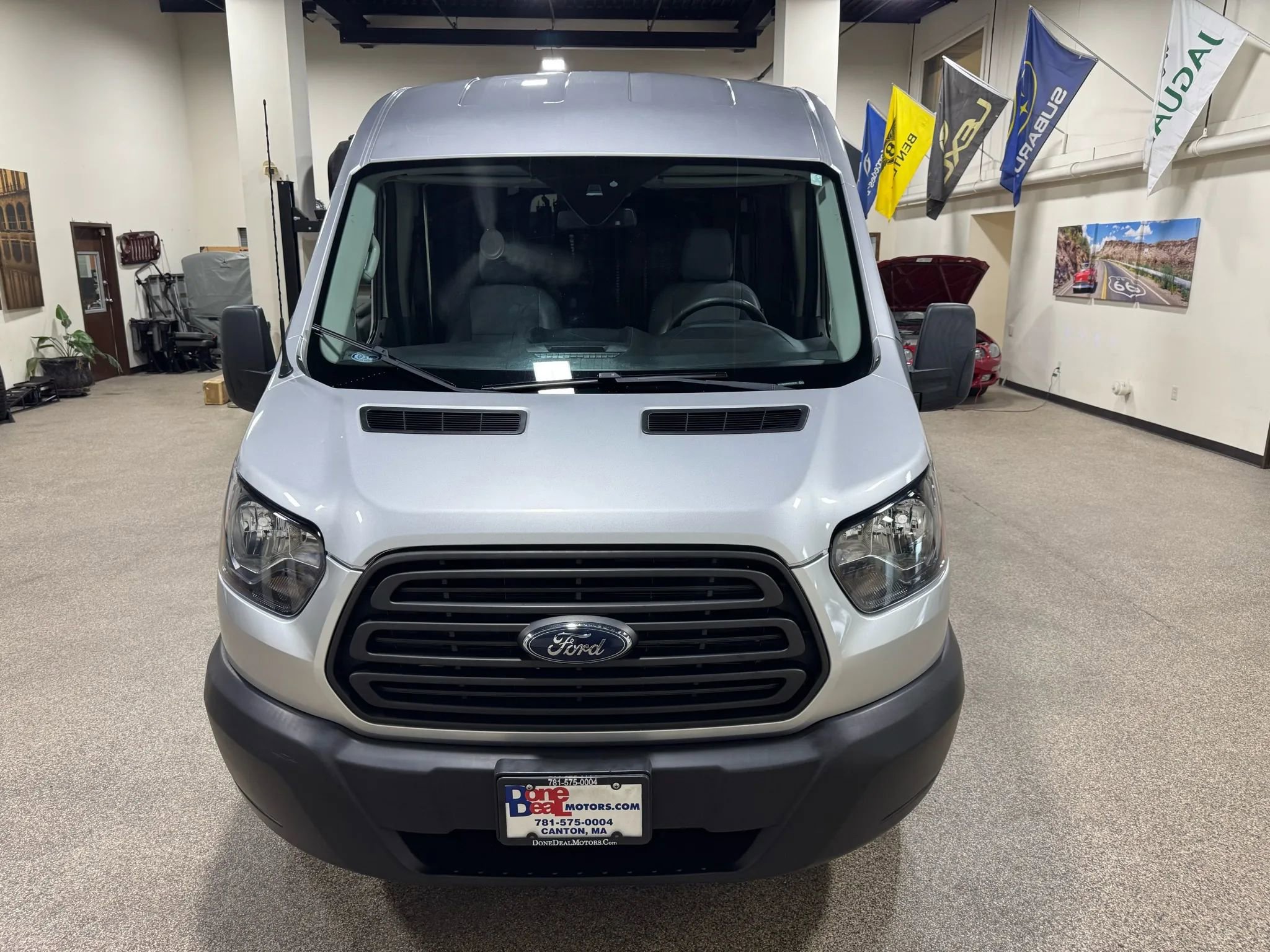 Used 2019 Ford Transit 250 148 Medium Roof image 14