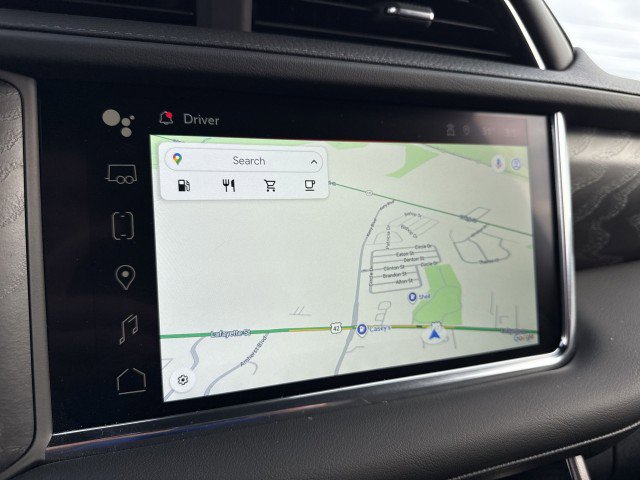 Used 2024 GMC Yukon Denali w/ Advanced Technology Package image 20