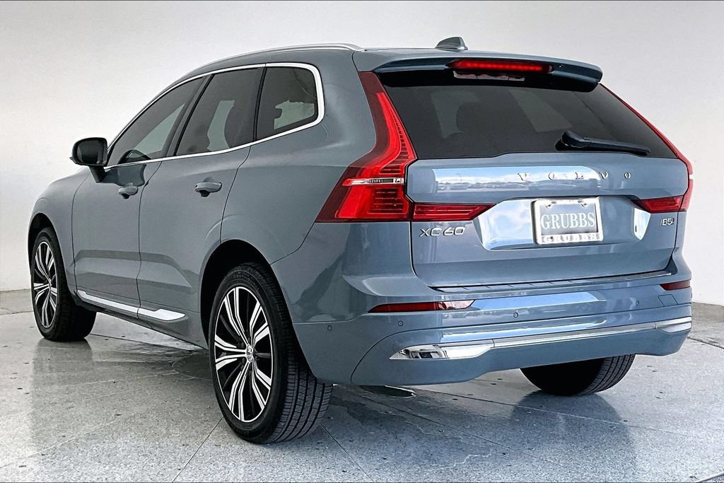 Certified 2023 Volvo XC60 B5 Plus AWD/4WD image 15