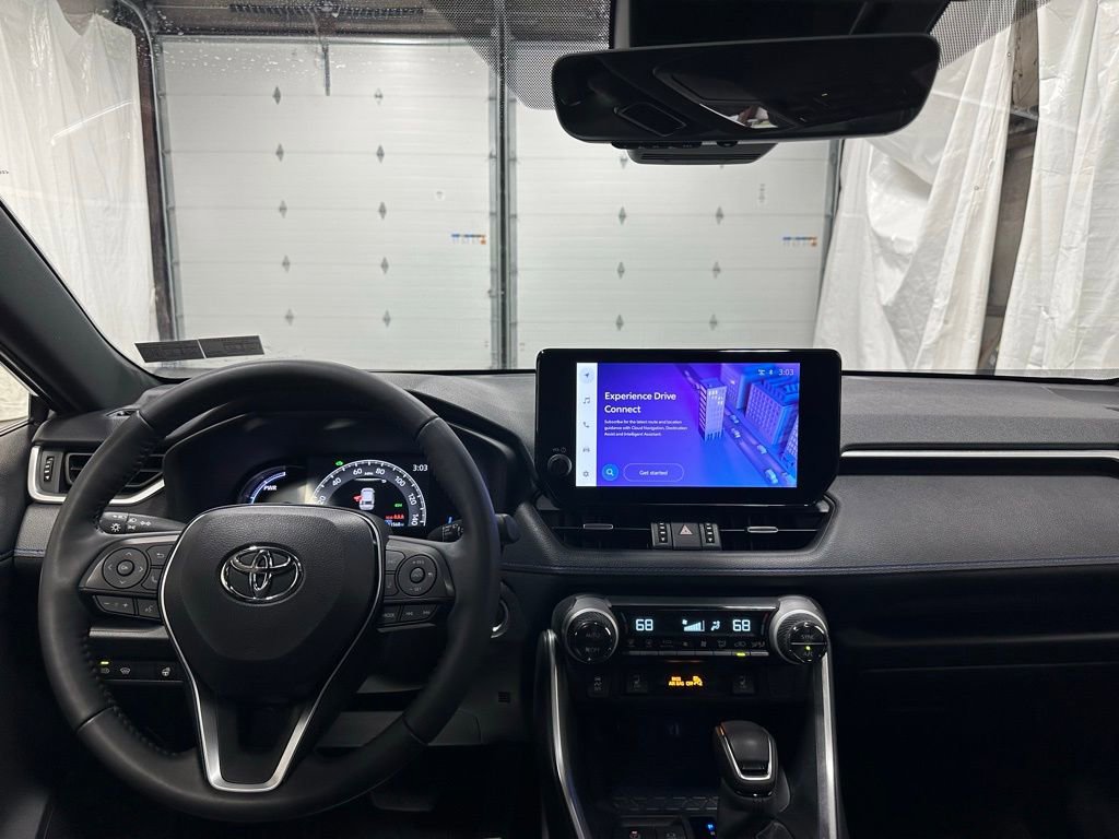 Used 2025 Toyota RAV4 XSE w/ Weather Package AWD/4WD image 16