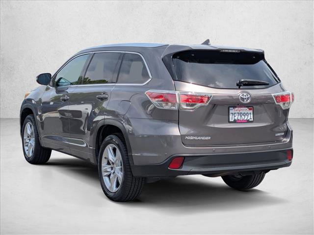 Used 2014 Toyota Highlander Limited Platinum FWD image 8
