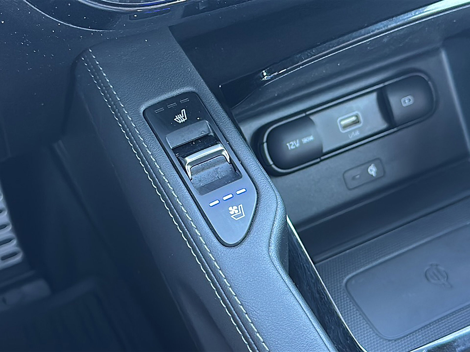 Used 2022 Kia Telluride SX w/ SX Prestige Package image 37