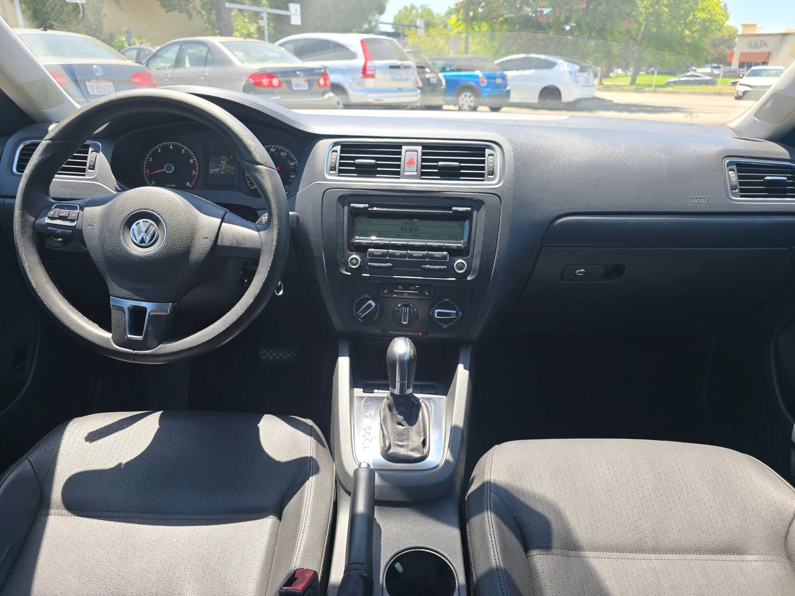 Used 2011 Volkswagen Jetta SE FWD image 13