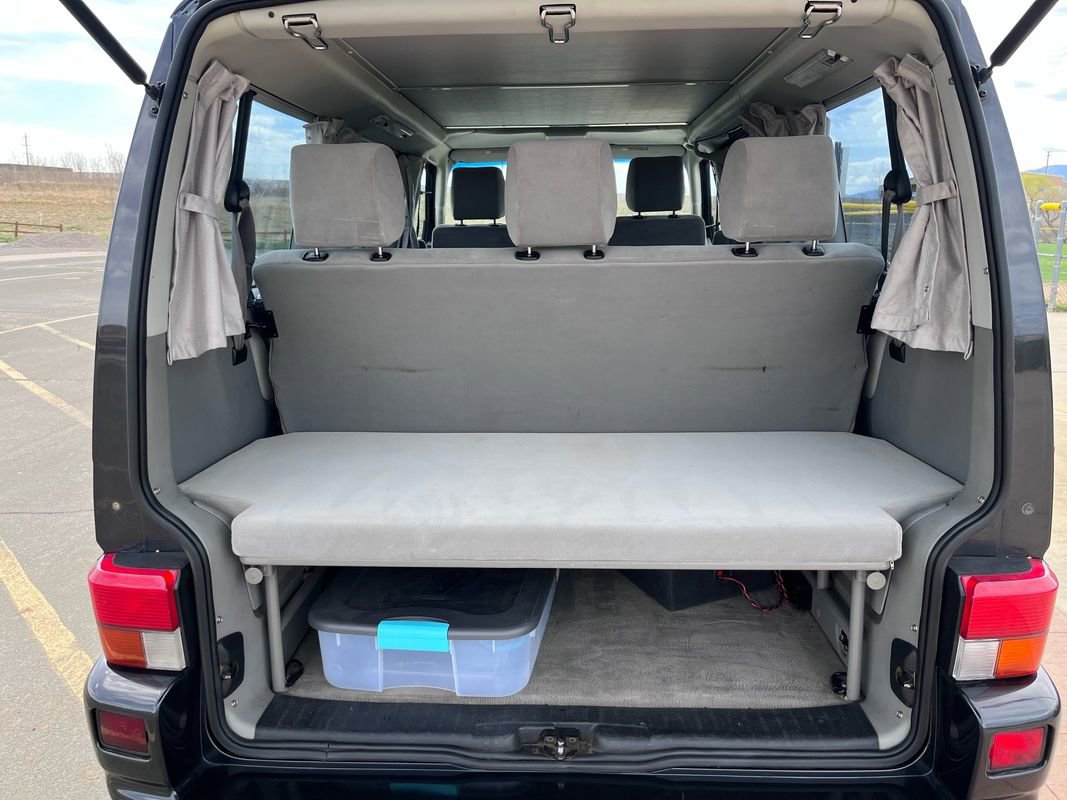 Used 2002 Volkswagen Eurovan MV image 15