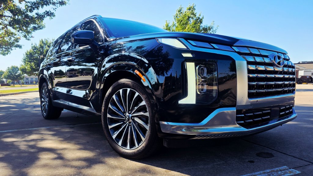 Used 2023 Hyundai Palisade Calligraphy AWD/4WD image 3