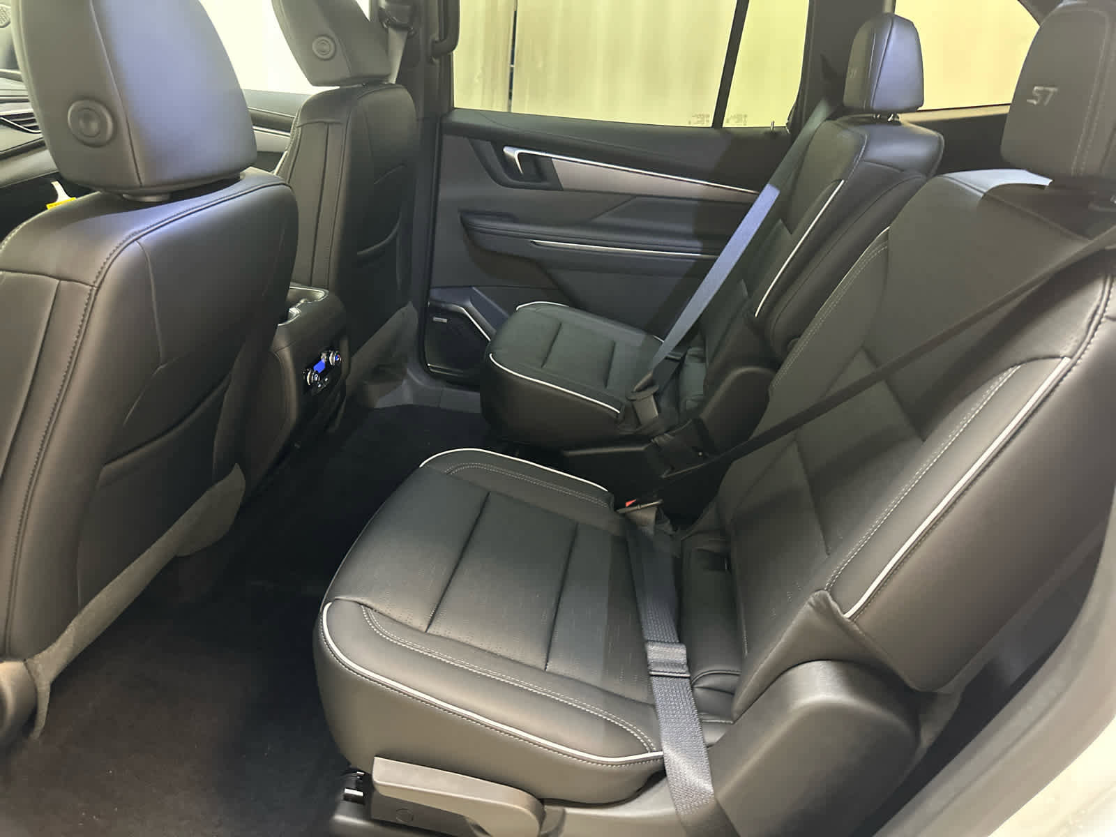 New 2026 Buick Enclave Sport Touring image 6