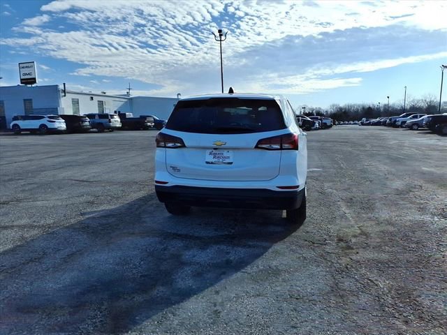 Used 2024 Chevrolet Equinox LS w/ LS Convenience Package image 20