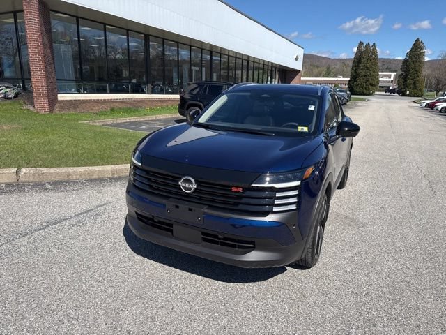 New 2026 Nissan Kicks SR w/ SR Premium Package AWD/4WD image 4