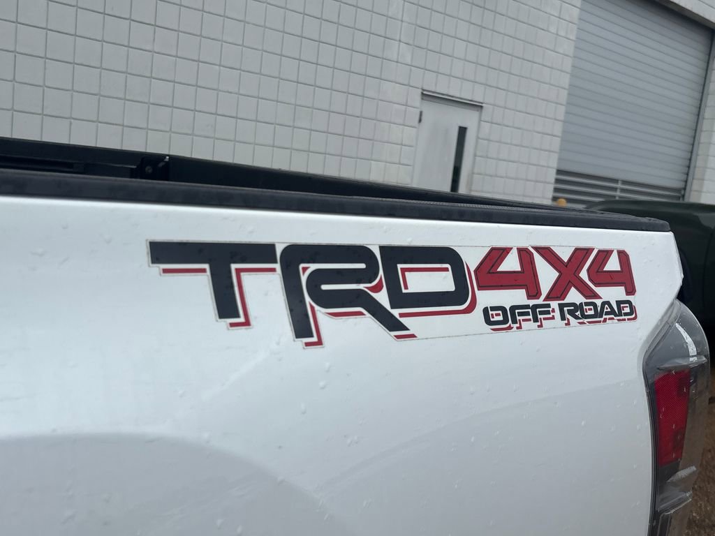 Used 2021 Toyota Tacoma TRD Off-Road AWD/4WD image 32