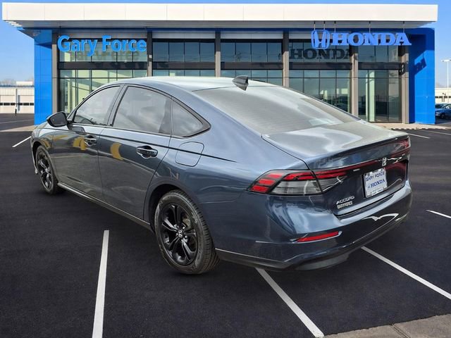 Certified 2025 Honda Accord SE image 3