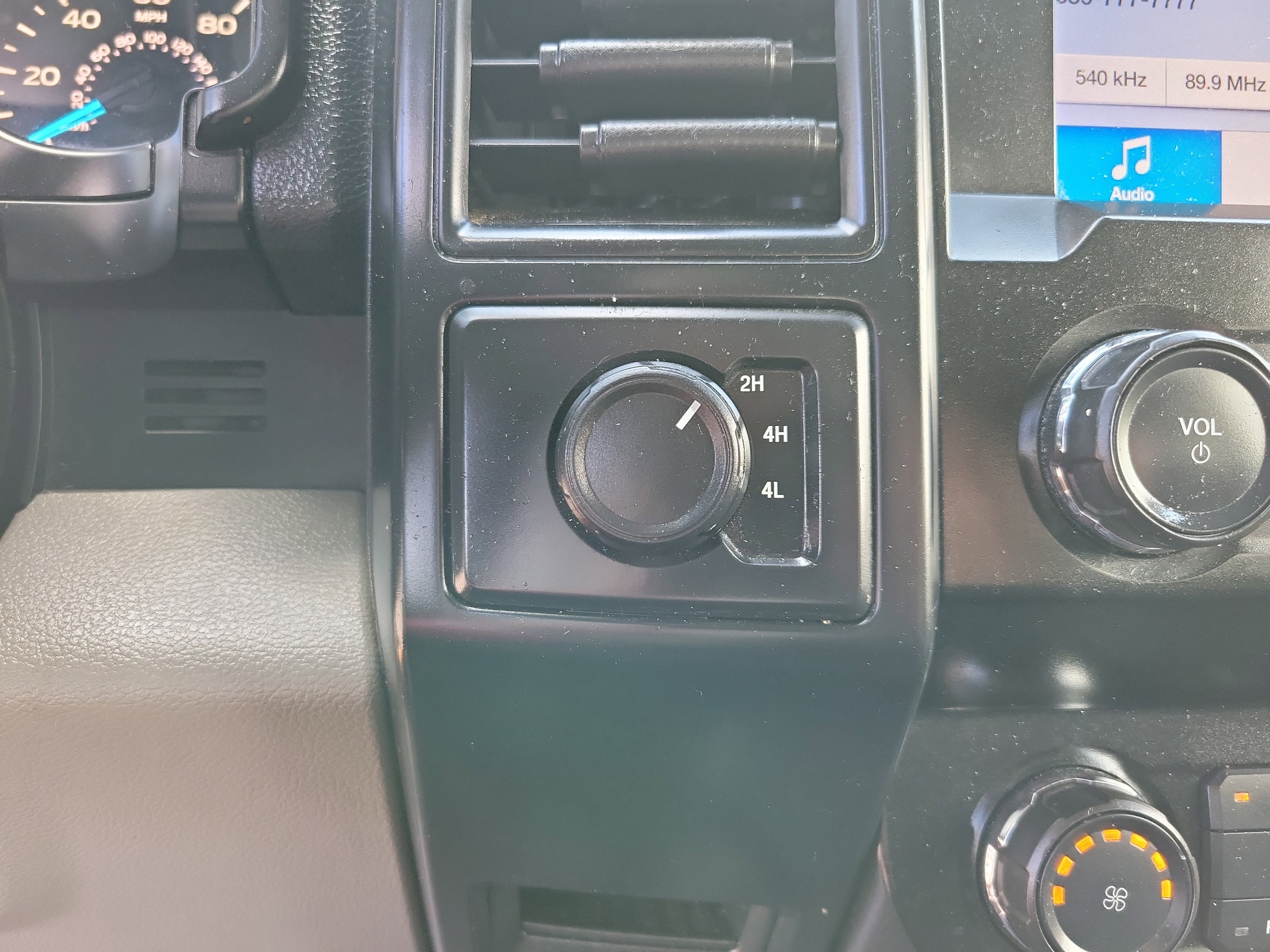 Used 2019 Ford F150 XL w/ Equipment Group 101A Mid AWD/4WD image 10