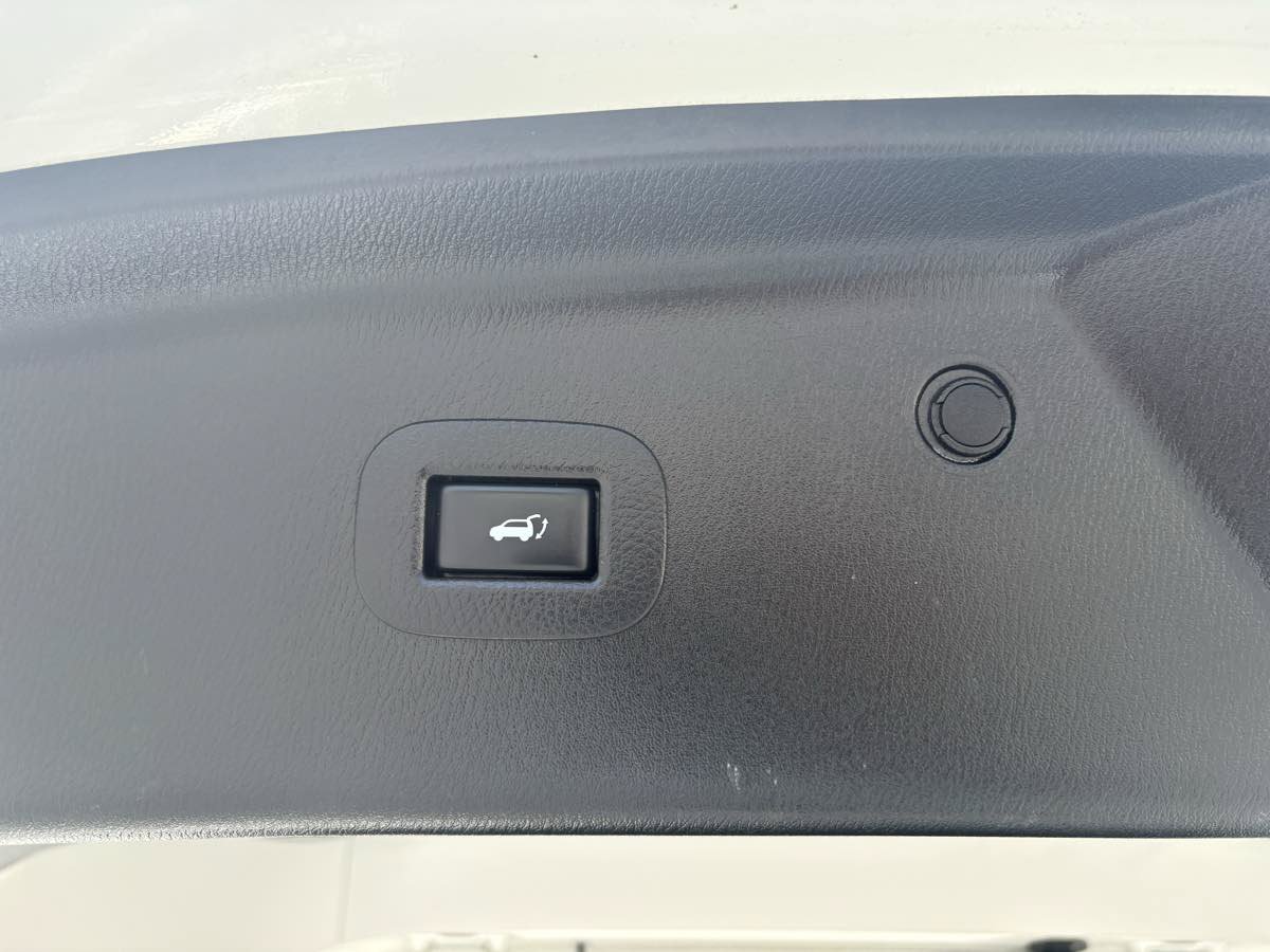 Used 2014 INFINITI QX80 2WD w/ Theater Package image 15