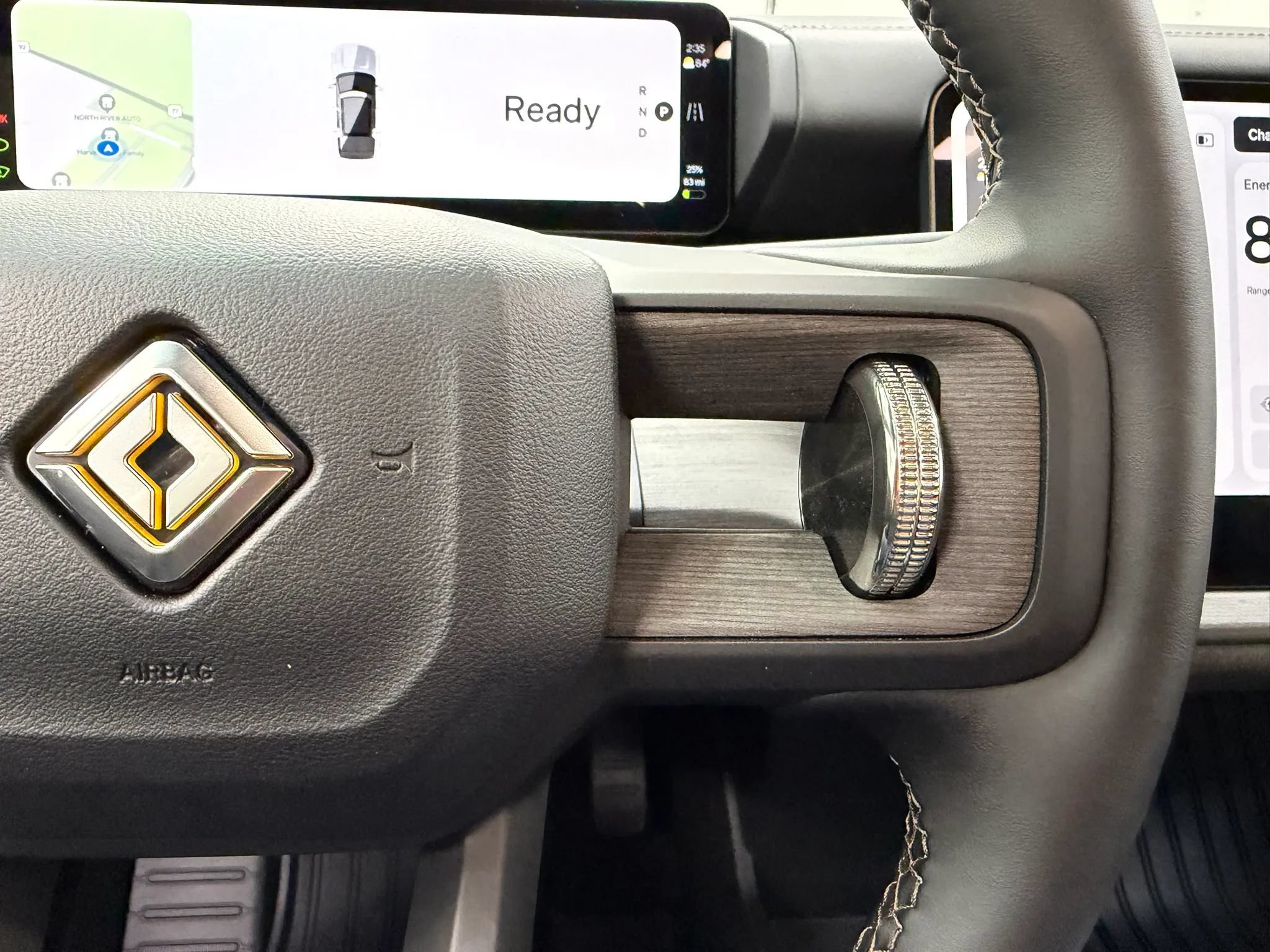 Used 2027 Rivian R2 Performance AWD/4WD image 31