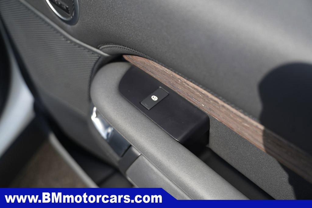 Used 2019 Land Rover Discovery HSE AWD/4WD image 39