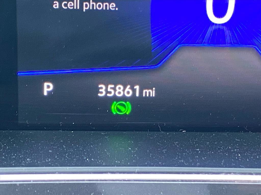 Certified 2022 Volkswagen Tiguan SE w/ Panoramic Sunroof Package image 12