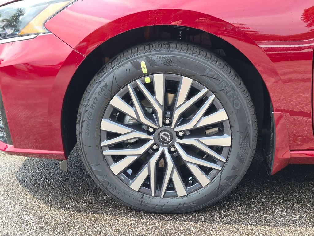 New 2026 Nissan Altima 2.5 SV AWD/4WD image 13
