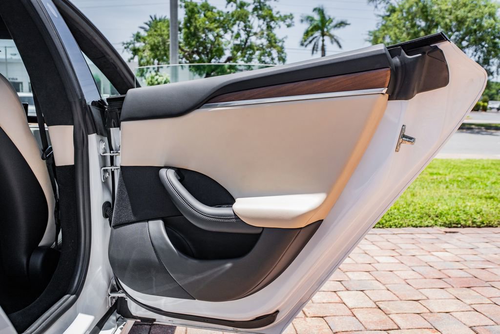 Used 2023 Tesla Model S AWD/4WD image 36