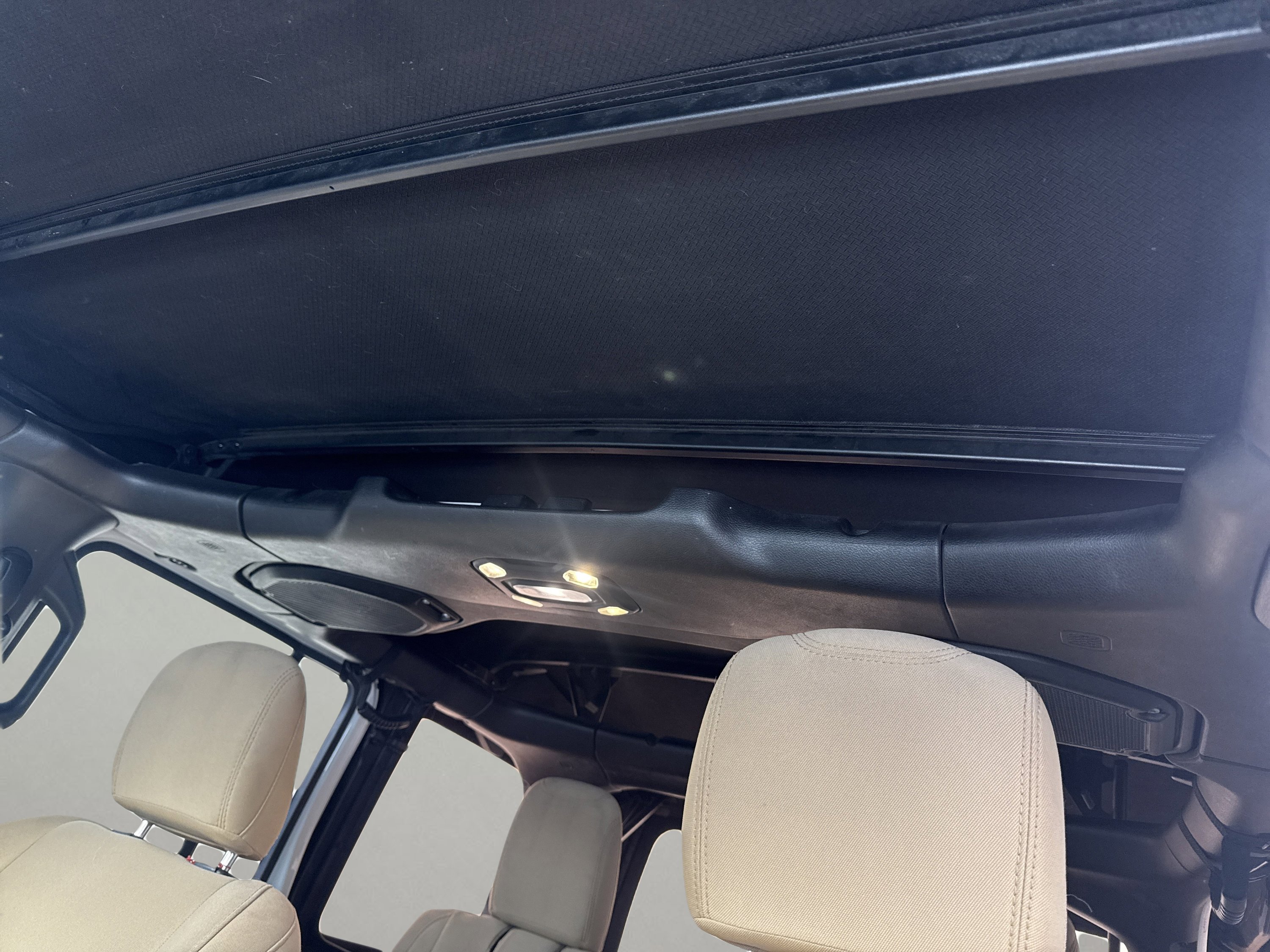 Used 2019 Jeep Wrangler Unlimited Sport S AWD/4WD image 23