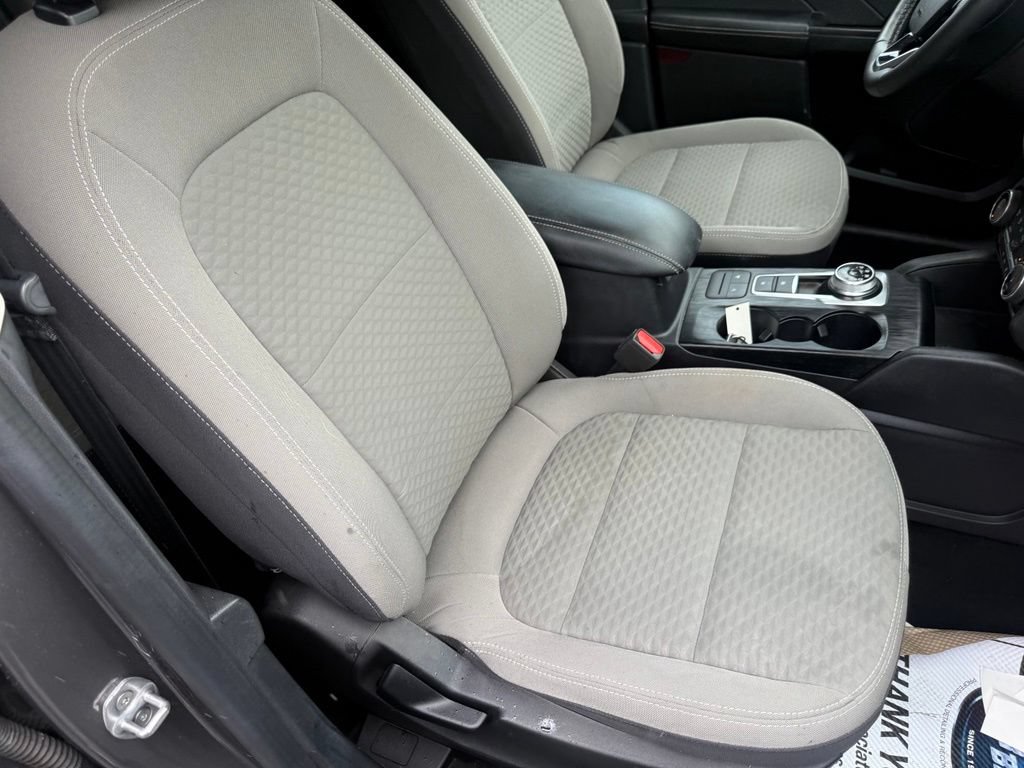 Used 2022 Ford Escape SE w/ Convenience Package FWD image 52